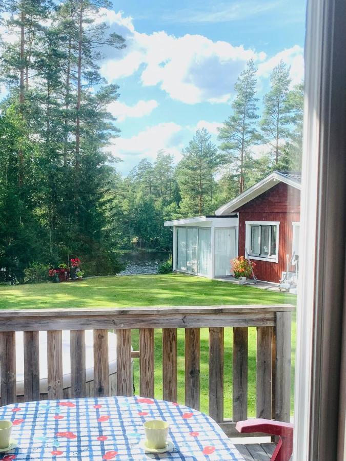 Вилла Egen Gaststuga Med Sjoutsikt Mansarp Экстерьер фото
